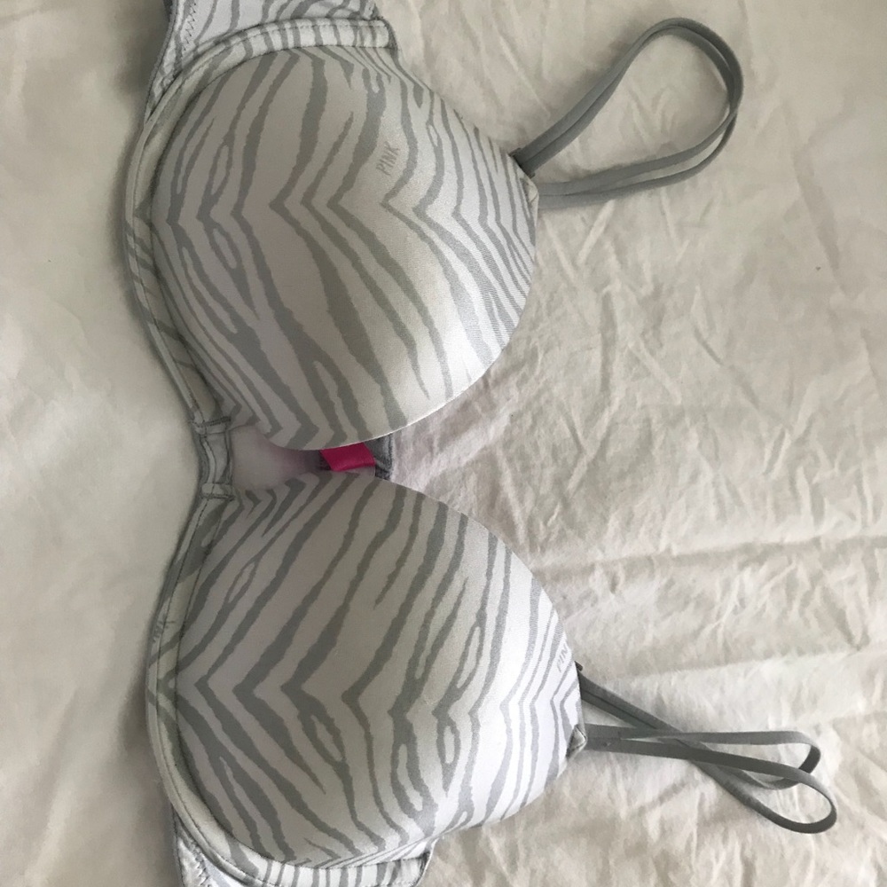 Victoria secret Love Pink 34C plunge push-up bra